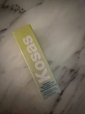 Kosas Revealer Foundation Box — Light Green Packaging New medium neutral warm